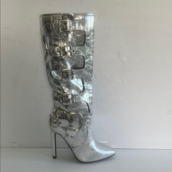 WILD DIVA LOUNGE Shaya Buckle Silver Boots Stilettos Heel Shoes Size 5.5 NEW - Picture 4 of 10